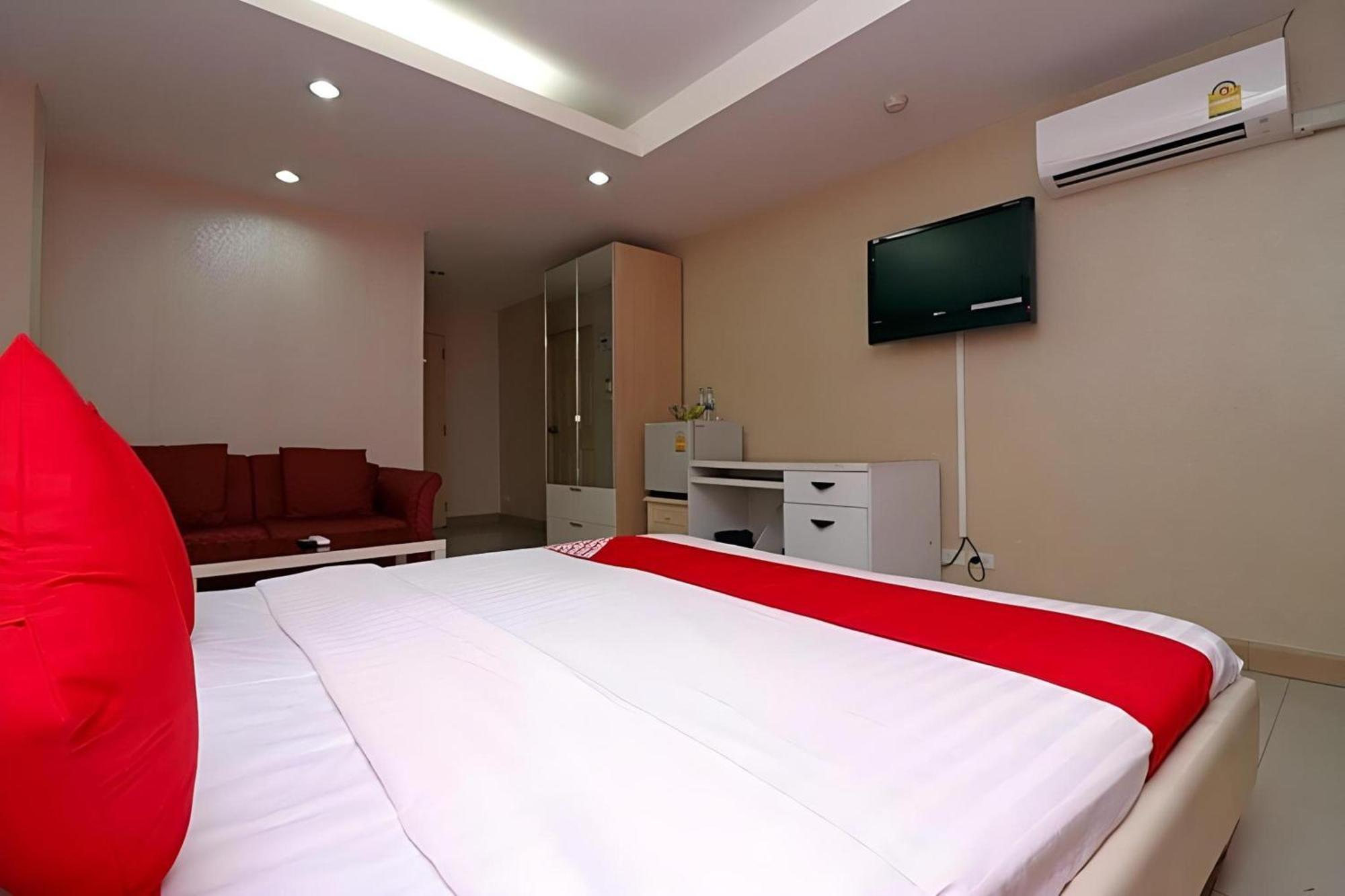 Diamond Residence Silom Bangkok Exterior foto